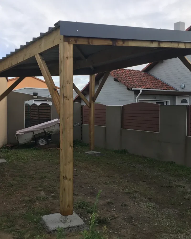 Réalisation d'un carport par Louis GUICHARD, menuisier agenceur à Orée-d'Anjou